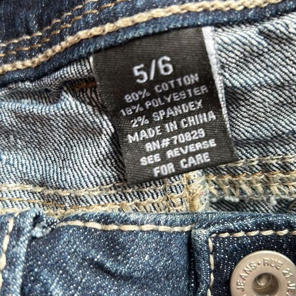 Rue 21 Bermuda Jean Shorts Size 5 / 6 Stretch Pockets - Picture 10 of 16